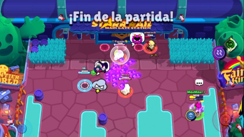 Brawl Stars gameplay showing early map control and positioning.